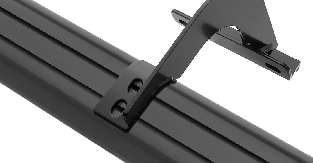E1685 – BLACK HORSE Running Board, Black Aluminum Unlighted 4-1/2 Inch Width With Mounting Hardware - view 2